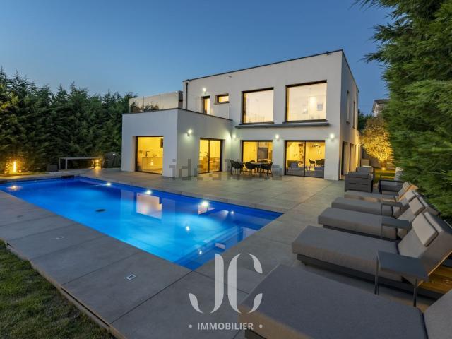 Maison vente à Écully, Rhône