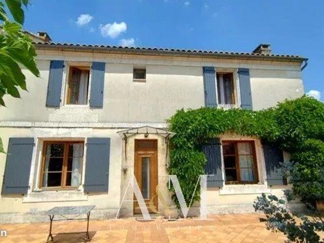 Maison vente à Angoulême, Aignes-et-puypéroux