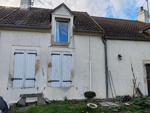Maison vente à Saint-Amand-Montrond, Ainay-le-vieil