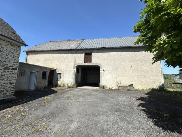 Maison vente à Lotissement Clos des Pyrénées, Lée