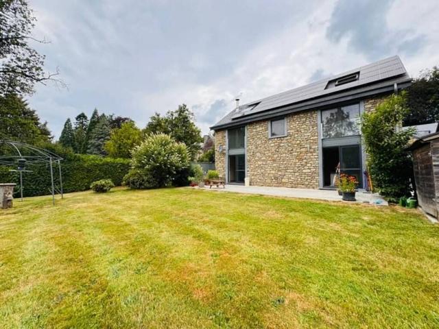 Maison location à Vaux-lez-rosieres, Wallonie