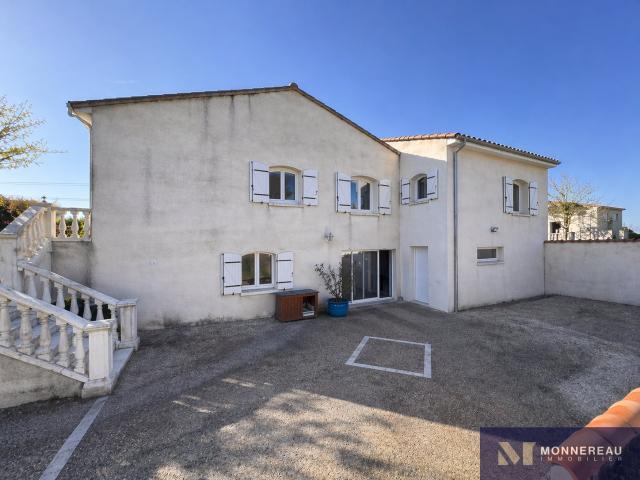 Maison vente à Cognac, Barbezieux-saint-hilaire
