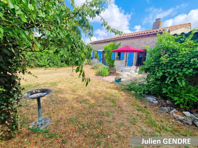 Maison vente à Niort, Ensigné