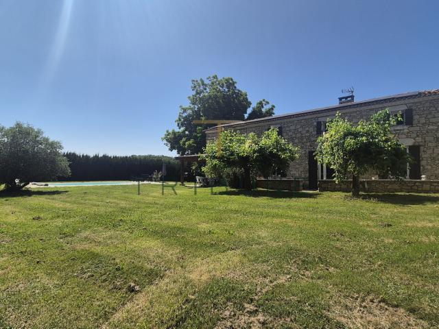 Maison vente à Mathéou, Sainte-Colombe-en-Bruilhois