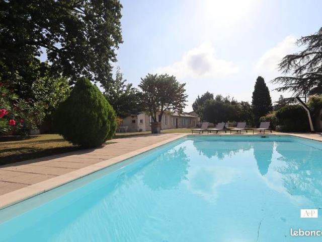 Maison vente à Lesparre-Médoc, Cussac-fort-médoc