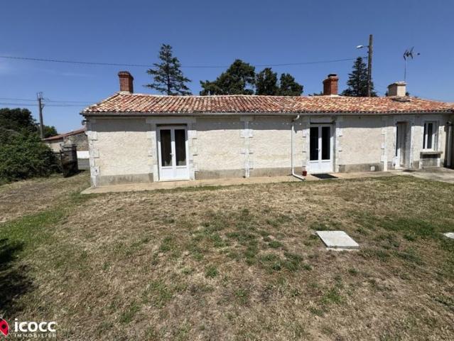 Maison vente à Fontenay-le-Comte, Lairoux