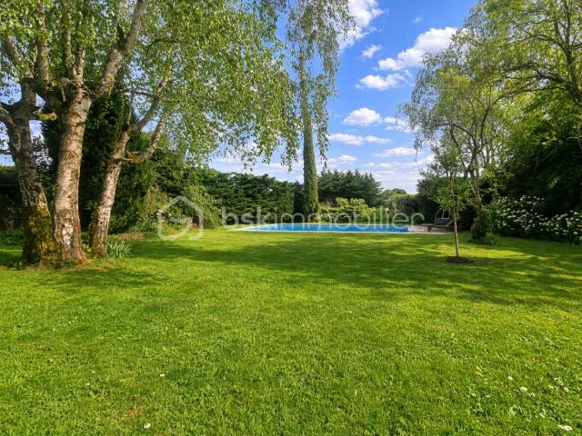 Maison vente à hameau de l'Hermitière, Saint-Cyr-sur-Morin