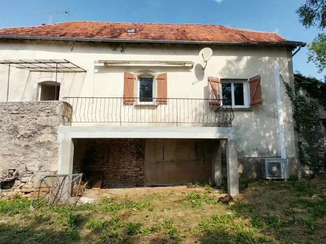 Maison vente à Villefranche-de-Rouergue, Vailhourles