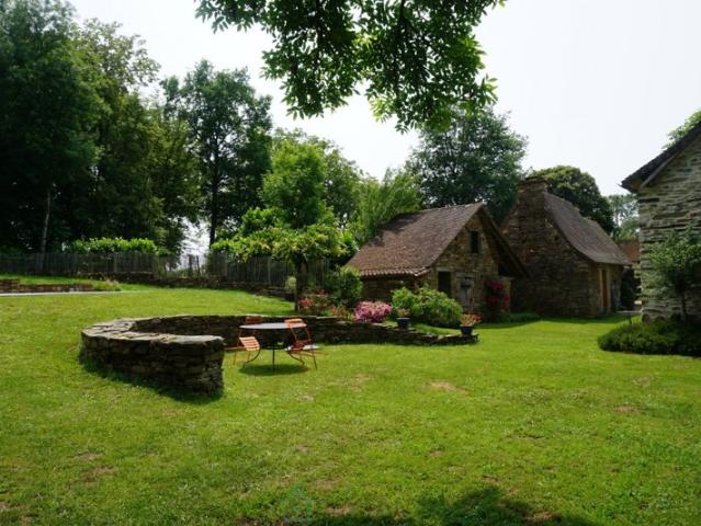 Maison vente à Nontron, Sarrazac