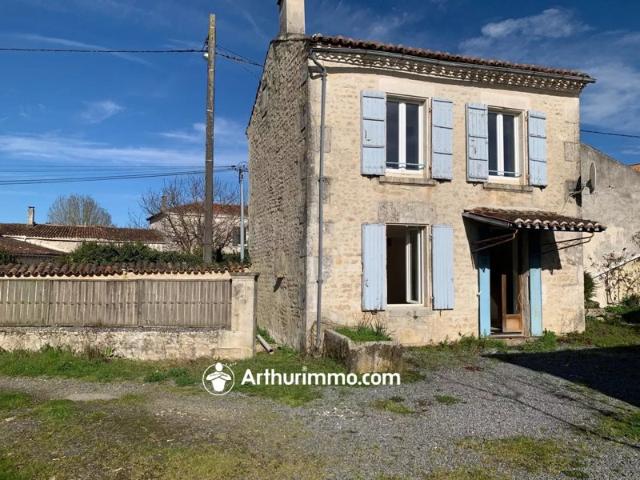 Maison vente à Saint-Jean-d'Angély, Cherbonnières