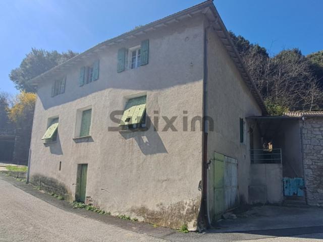 Maison vente à Mende, Pied-de-borne