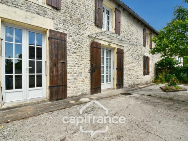 Maison vente à Saint-Jean-d'Angély, Saint-pardoult