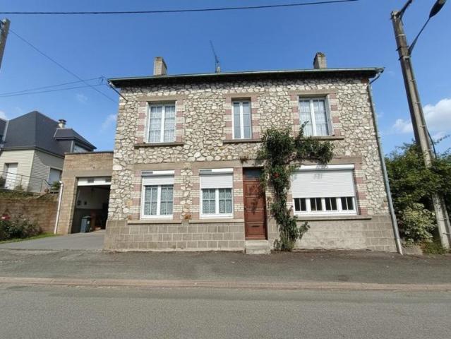 Maison vente à Laval, Port-brillet