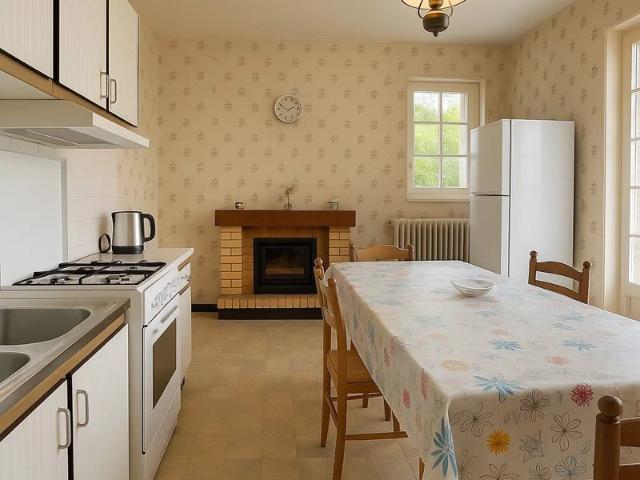 Maison vente à Confolens, Chassenon