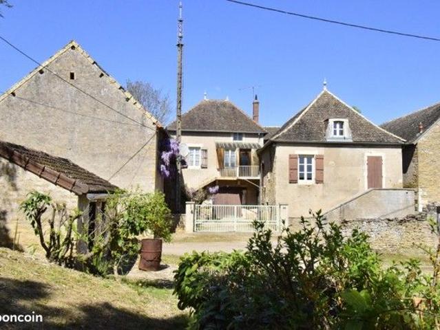 Maison vente à Vouziers, Givry