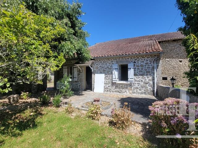 Maison vente à Vachaumard, Saint-Saud-Lacoussière