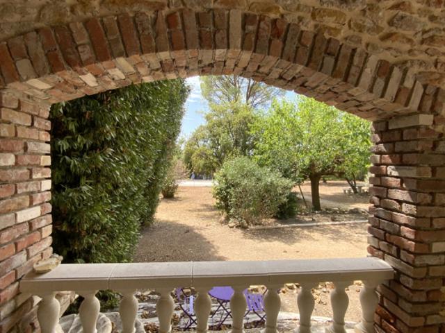 Maison vente à Nîmes, Uzès