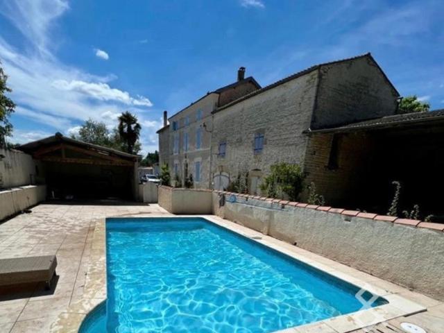 Maison vente à Saint-Jean-d'Angély, La Villedieu