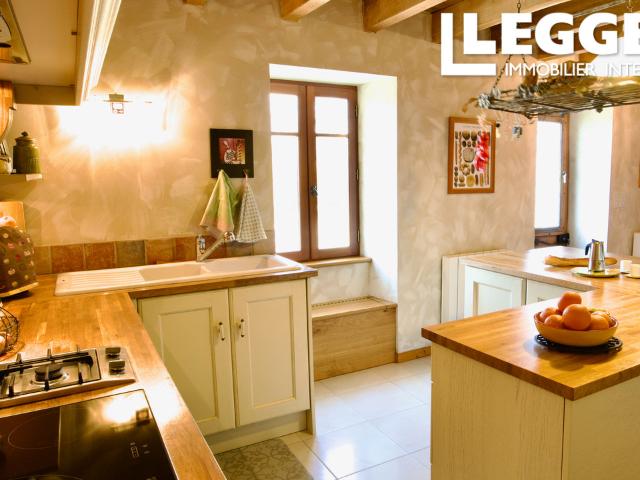 Maison vente à Castelnaud, Castelnaud-la-Chapelle