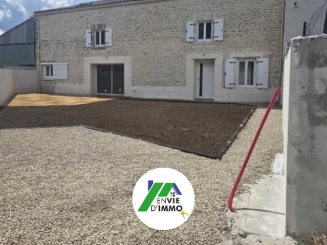 Maison vente à Niort, Vallans
