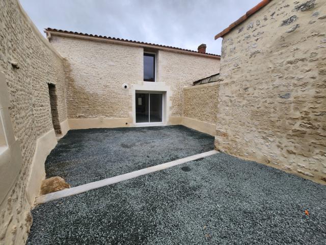 Maison vente à Fontenay-le-Comte, Saint-aubin-la-plaine