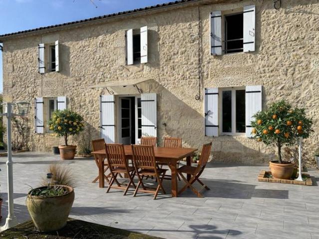 Maison vente à Langon, Saint-genis-du-bois