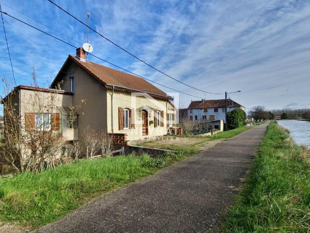 Maison vente à Charolles, Digoin
