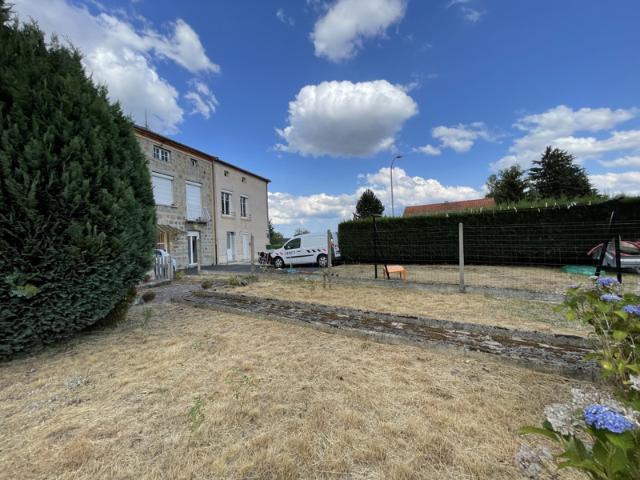 Maison vente à Yssingeaux, Sainte-sigolène