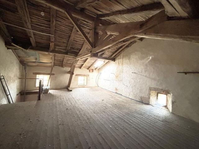 Maison vente à Confolens, Benest