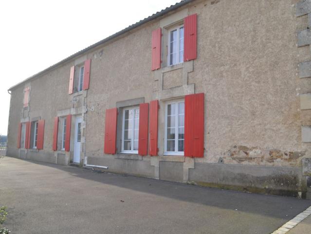 Maison vente à Fontenay-le-Comte, Saint-laurent-de-la-salle