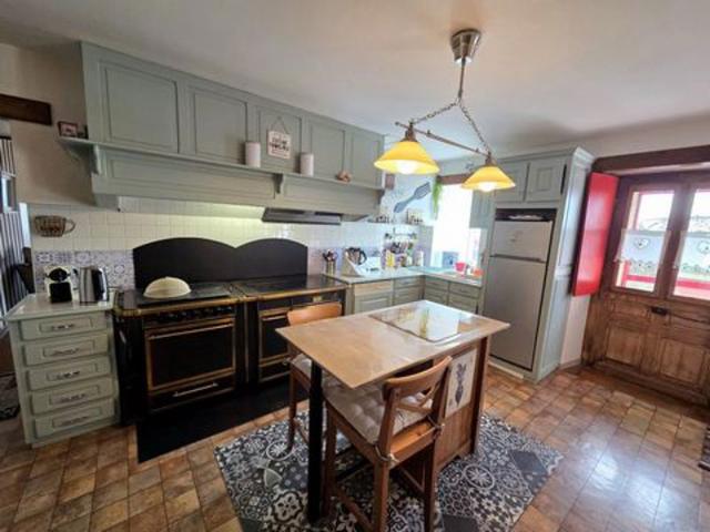 Maison vente à Villefranche-de-Rouergue, Sauveterre-de-rouergue
