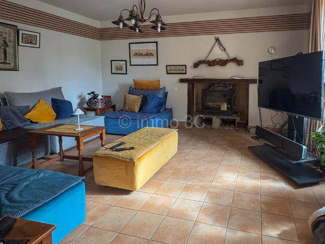 Maison vente à Niort, Mellé