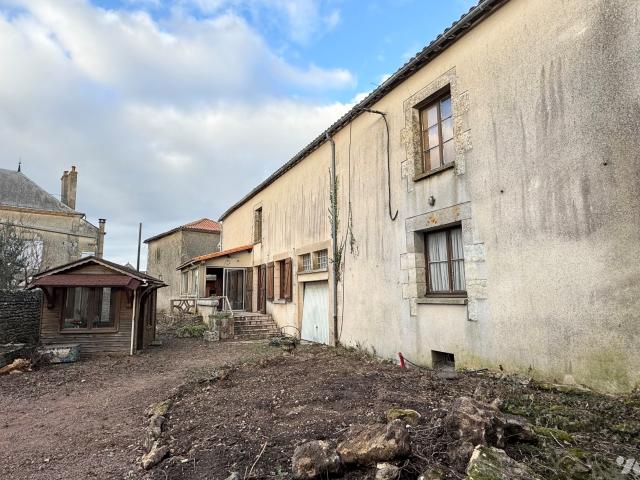 Maison vente à Parthenay, Airvault