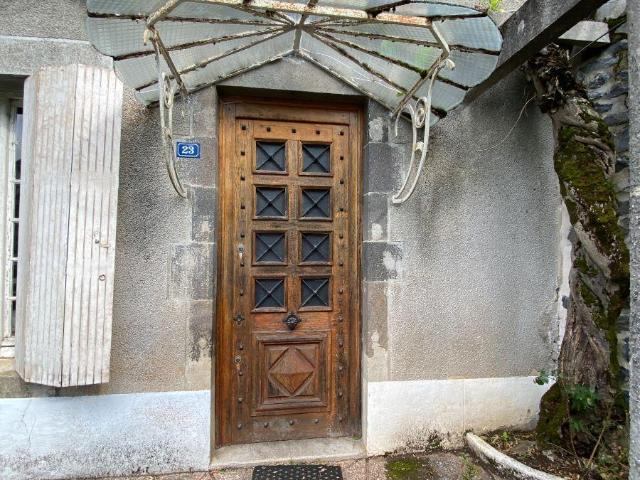 Maison vente à Mauriac, Auvergne-Rhône-Alpes