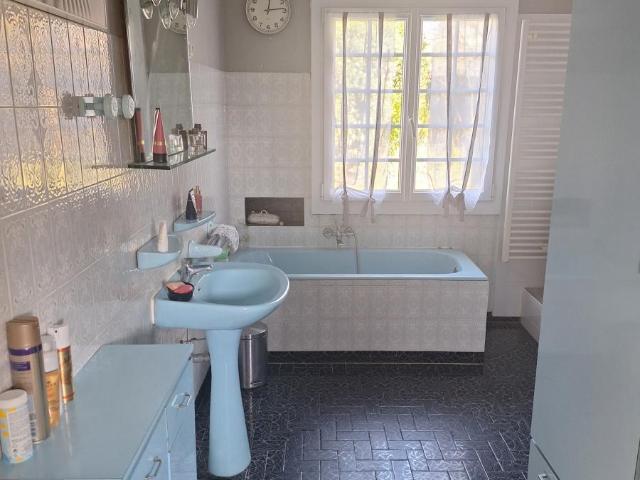 Maison vente à Arras, Amplier