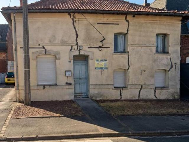 Maison vente à Cambrai, Anneux