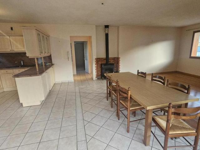 Maison vente à Chambéry, Arith