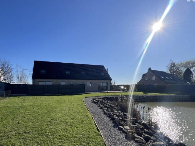 Maison vente à Dunkerque, Arnèke