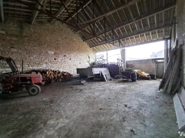 Maison vente à Saint-Jean-d'Angély, Nouvelle-Aquitaine