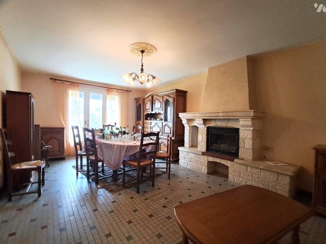 Maison vente à Saint-Jean-d'Angély, Nouvelle-Aquitaine