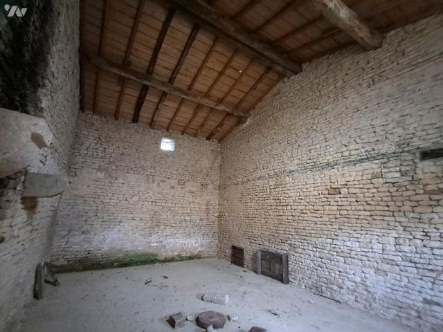 Maison vente à Saint-Jean-d'Angély, Aumagne