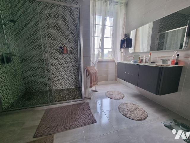 Maison vente à Avranches, Isigny-le-buat