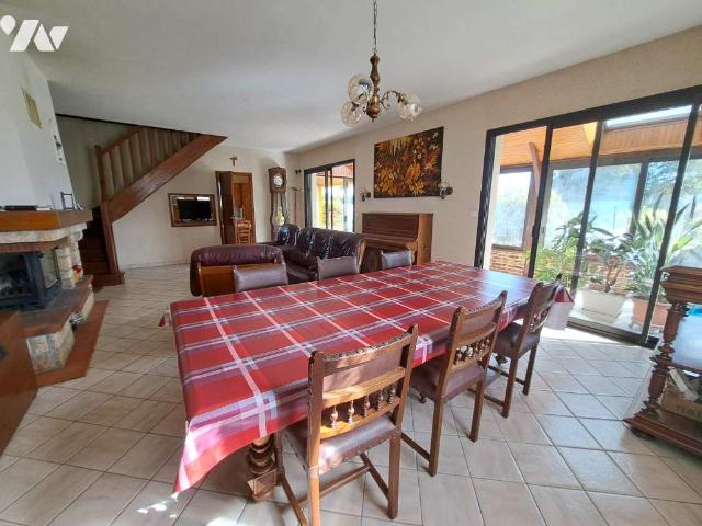 Maison vente à Château-Gontier, Ballots
