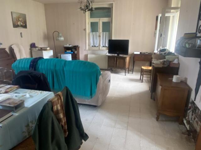Maison vente à Cambrai, Banteux