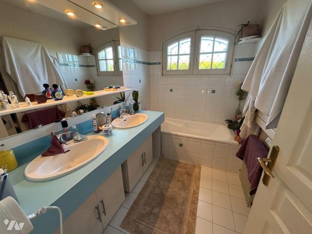 Maison vente à Bordeaux, Blanquefort