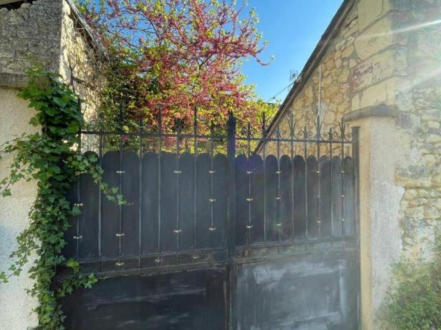 Maison vente à Saumur, Blou