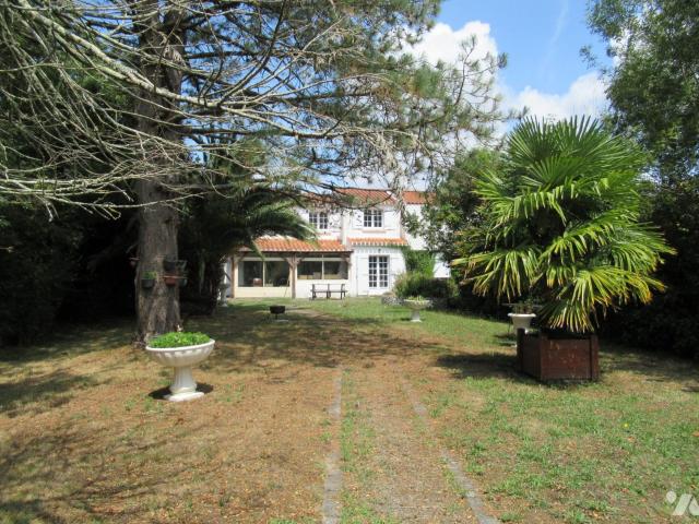 Maison vente à Les Sables-d'Olonne, Bois-de-céné