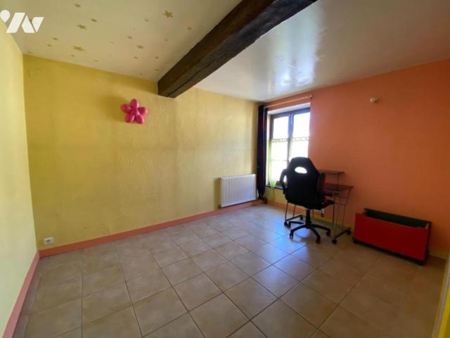 Maison vente à Laval, Bourgon