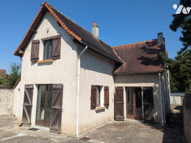 Maison vente à Loches, Bournan
