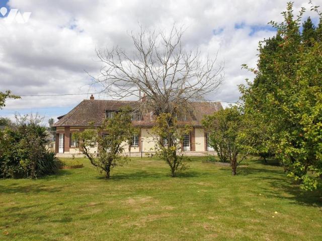 Maison vente à Bernay, Bourth